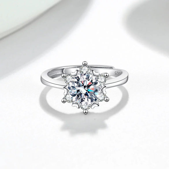 Women's Moissanite Ring S925 Sterling Silver Geometric Round Cut Snowflake Electroplated