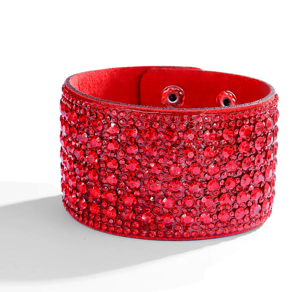 Women's Multi Layer Artificial Leather Bracelet With Magnetic Buckle Electroplated Heart And Geometric Full Rhinestone Wide Edge Design