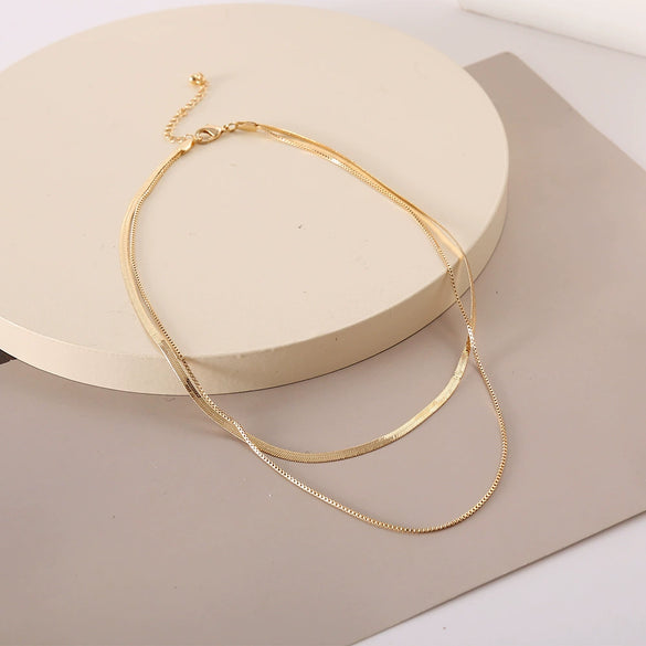 Women's Multi Layer Gold Tone Alloy Snake Bone Chain Necklace Retro Geometric Clavicle Necklace With Electroplated Letter Text Style