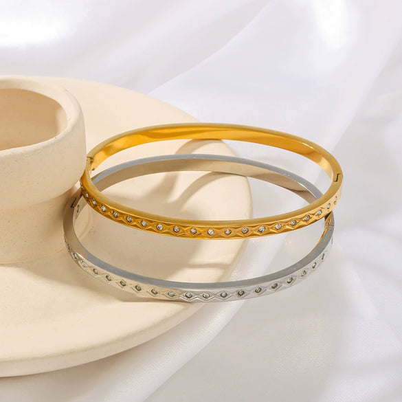 Women's Narrow Version Stainless Steel 18K Gold Plated Bracelet With Diamond Buckle