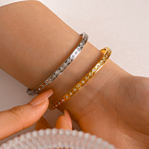 Women's Narrow Version Stainless Steel 18K Gold Plated Bracelet With Diamond Buckle