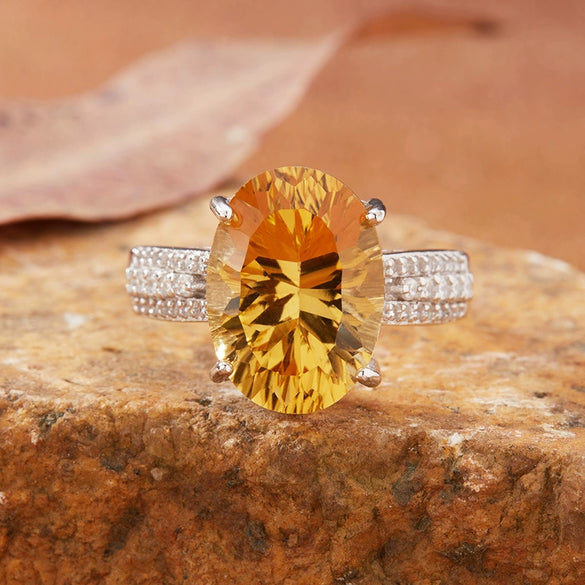 Women's Natural Crystal Ring With Geometric Shape In S925 Sterling Silver And Millennial Cut