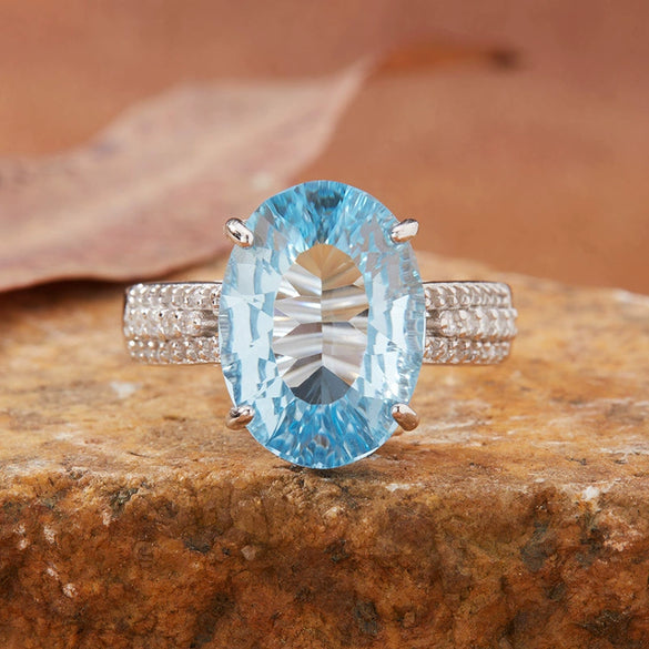 Women's Natural Crystal Ring With Geometric Shape In S925 Sterling Silver And Millennial Cut
