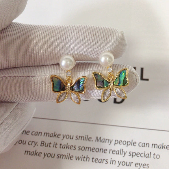 Women's Natural Freshwater Pearl Abalone Shell Butterfly Oblate Earrings