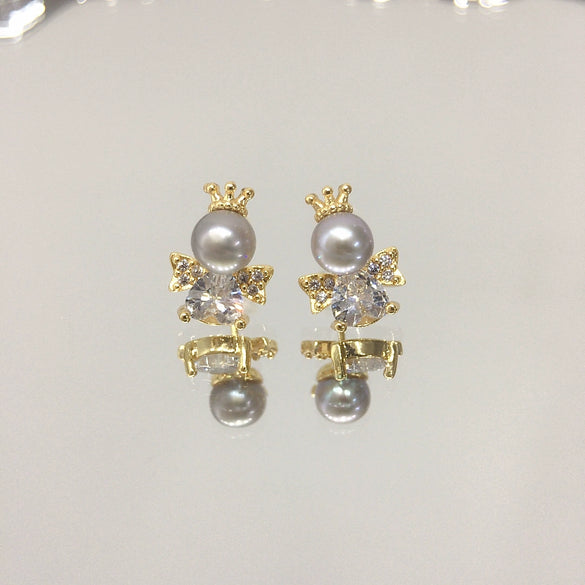 Women's Natural Freshwater Pearl And Zircon Earrings With Oblate Shape