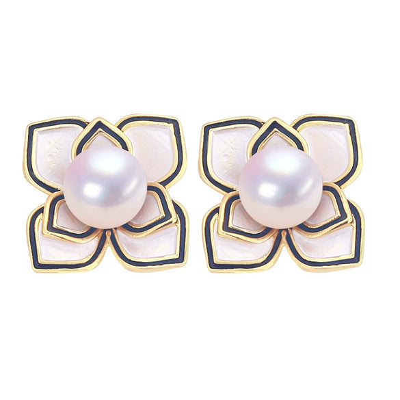 Women's Natural Freshwater Pearl Camellia Baking Paint Earrings