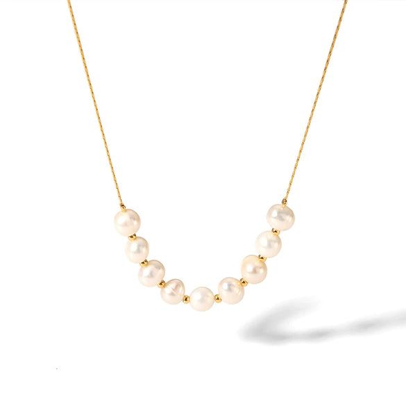 Women's Natural Freshwater Pearl Clavicle Chain Necklace And Fadefree Bracelet In Mixed Material With Vacuum Real Gold Electroplating In Pvd Furnace