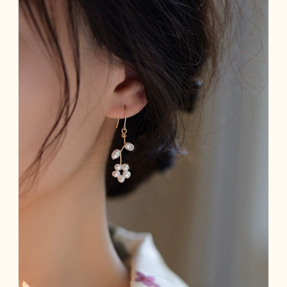 Women's Natural Freshwater Pearl Ear Clip Earrings Oblate Shape Cute Flower Design