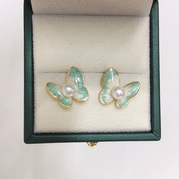 Women's Natural Freshwater Pearl Earrings In S925 Sterling Silver With Gradient Blue Butterfly Design And Oblate Shape