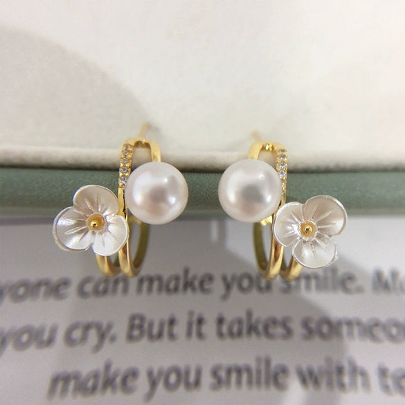 Women's Natural Freshwater Pearl Earrings In S925 Sterling Silver With Oblate And Round Shapes