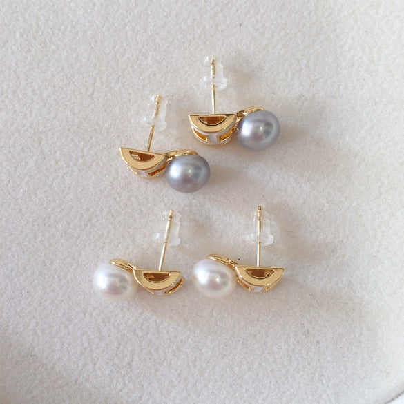 Women's Natural Freshwater Pearl Earrings Letter H Shape Oblate Round Style