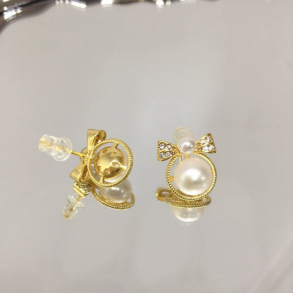 Women's Natural Freshwater Pearl Earrings With Alloy Inlaid Artificial And Semiprecious Stones And Bow Design Microinlaid Zircon Oblate Shape