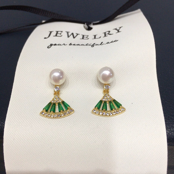 Women's Natural Freshwater Pearl Earrings With Fanshaped Green Zircon And Alloy Inlaid With Artificial And Semiprecious Gemstones Exquisite Retro Style