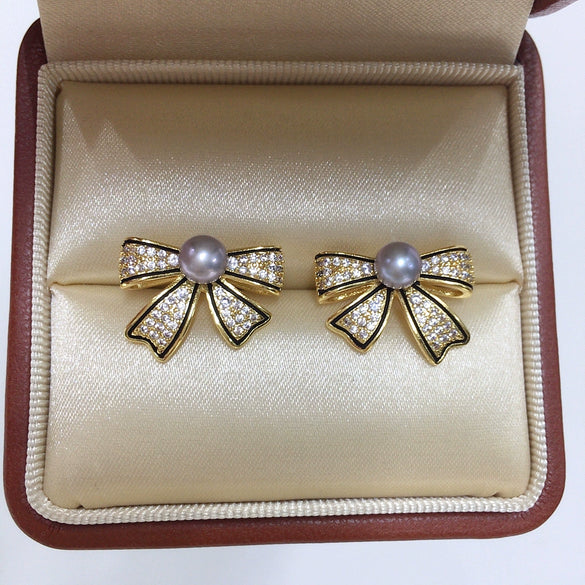 Women's Natural Freshwater Pearl Earrings With Microinlaid Zircon And Oil Bow Oblate Shape