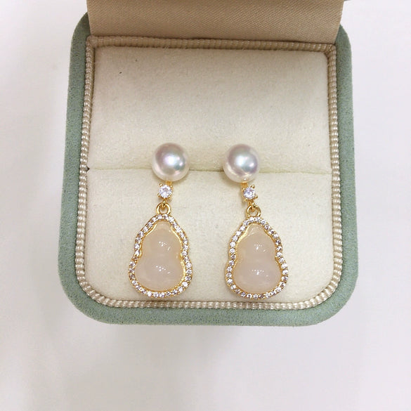 Women's Natural Freshwater Pearl Earrings With Micropaved Zircon And Chalcedony Gourd Design