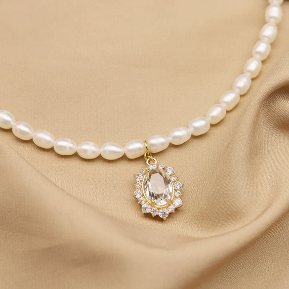 Women's Natural Freshwater Pearl Necklace With Geometric Pearl Chain Retro Clavicle Necklace Electroplated Non Fading Jewelry