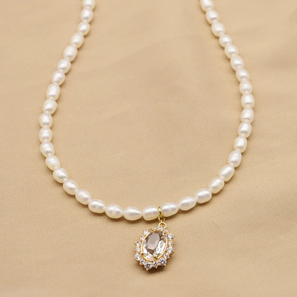 Women's Natural Freshwater Pearl Necklace With Geometric Pearl Chain Retro Clavicle Necklace Electroplated Non Fading Jewelry