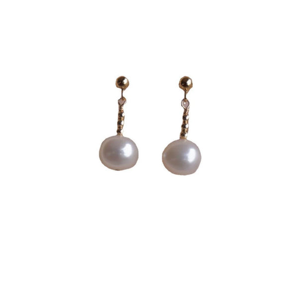 Women's Natural Freshwater Pearl 925 Silver Needle Round Earrings