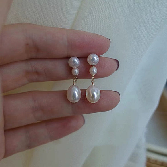 Women's Natural Pearl Drop Shape Retro Elegant Earrings