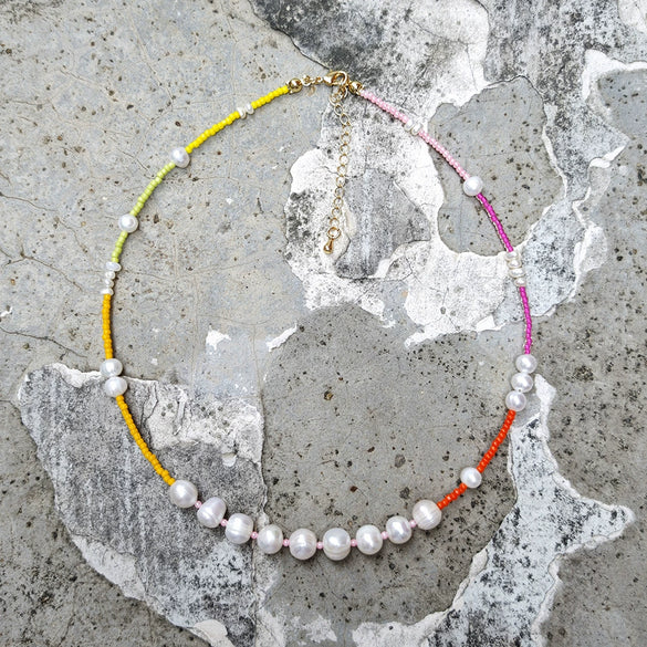 Women's Natural Pearl Geometric Style Hand Knitted Ball Chain Clavicle Necklace