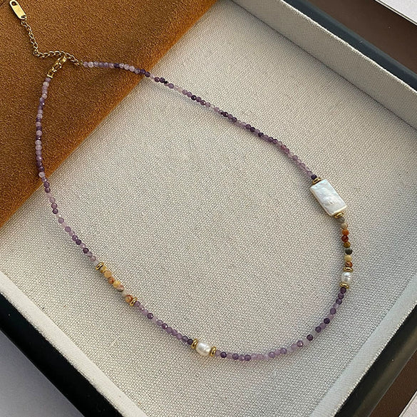 Women's Natural Stone And Titanium Steel Geometric Handmade Baroque Beaded Clavicle Chain Necklace