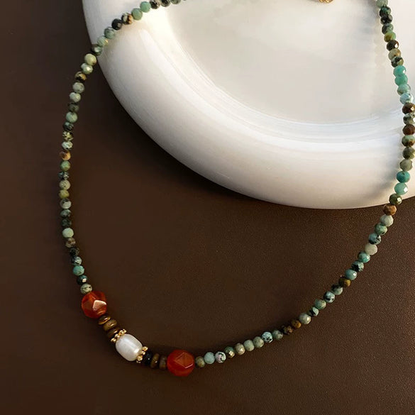 Women's Natural Stone And Titanium Steel Geometric Handmade Baroque Beaded Clavicle Chain Necklace
