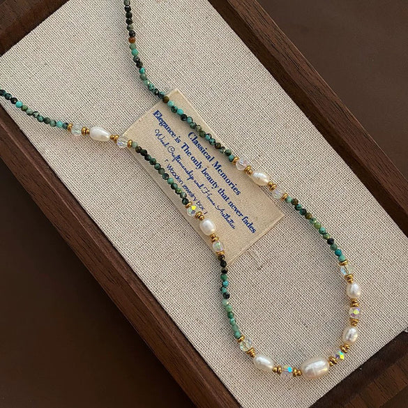 Women's Natural Stone And Titanium Steel Geometric Handmade Baroque Beaded Clavicle Chain Necklace