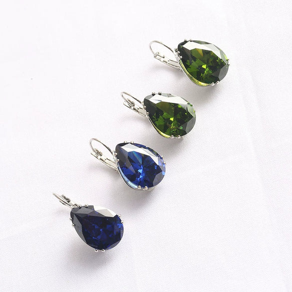 Women's Natural Style Geometric Zircon Earrings Distinctive Statement Diamond Look Jewelry