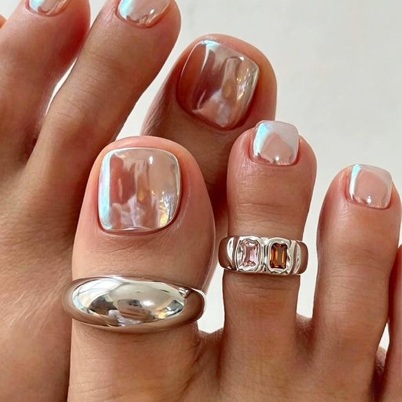 Women's Open Toe Ring In Alloy With Geometric Glass Crystal Embellishment And Stacked Style Design