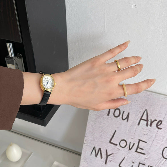 Women's Oval Alloy Case Quartz Watch With Pu Leather Belt And Stainless Steel Horseshoe Buckle Printed Logo Onion Crown Mineral Reinforced Glass Mirror