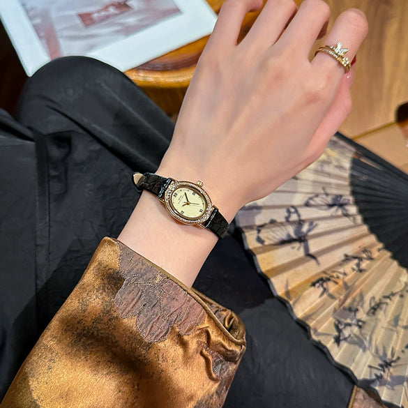Women's Oval Dial Alloy Case Genuine Leather Strap Stainless Steel Buckle Waterproof Retro Exquisite Watch With Mineral Reinforced Glass Mirror
