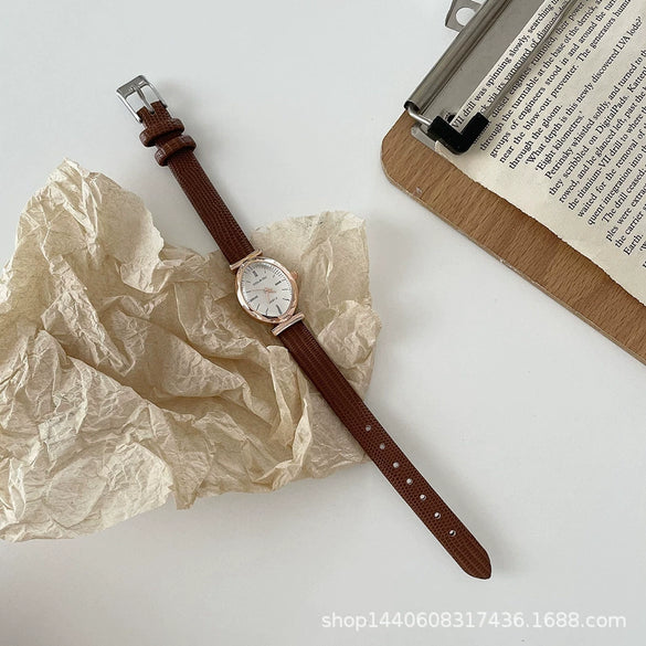 Women's Oval Dial Alloy Case Quartz Watch Simple Elegant Retro Style