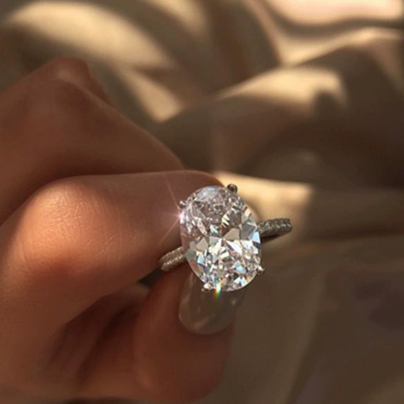 Women's Oval Platinum Plated Alloy Zircon Ring Geometric Engagement Hand Jewelry