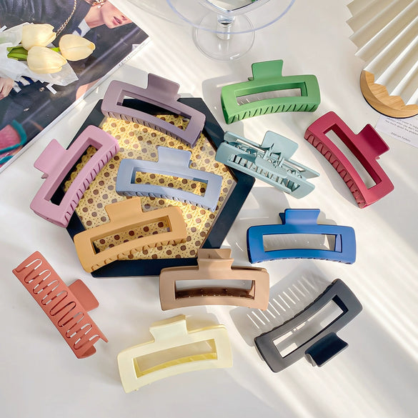 Women's Oversized Hair Clip Ps Material Simple Style Geometric Shape Handmade