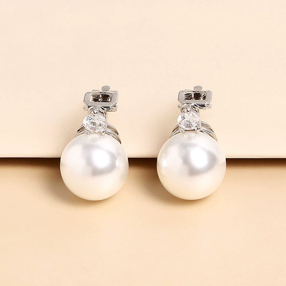 Women's Pearl And Zircon Geometric Clip Earrings Simple Elegant Non Pierced Ear Jewelry