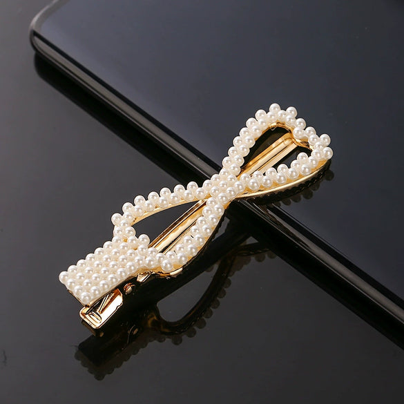Women's Pearl Hairpin Set With Pearl Embellishment Simple Elegant Side Clip Hair Accessories