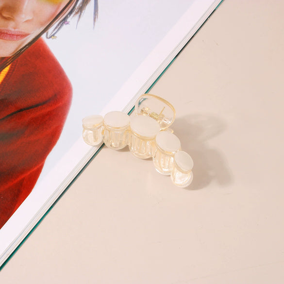 Women's Pearl Handmade Retro Fashion Geometric Hair Shark Clip