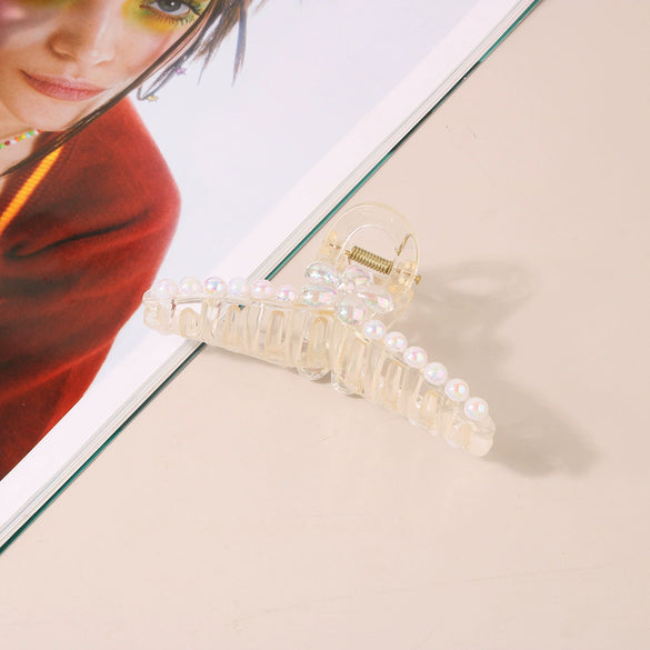 Women's Pearl Handmade Retro Fashion Geometric Hair Shark Clip