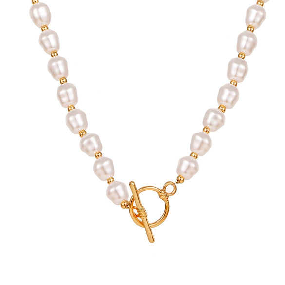Women's Pearl Necklace With Alloy Love Pendant Geometric Pattern Highend Style