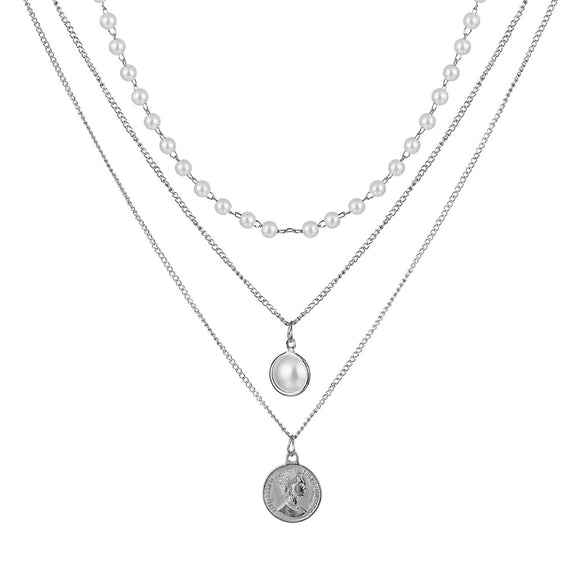 Women's Pearl Necklace With Alloy Love Pendant Geometric Pattern Highend Style