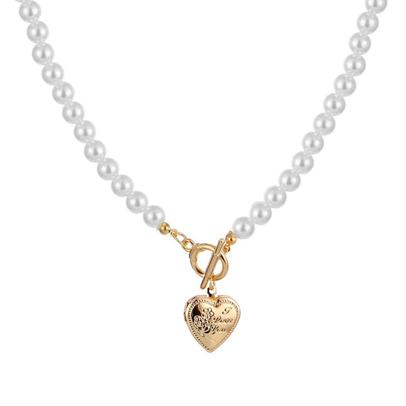 Women's Pearl Necklace With Alloy Love Pendant Geometric Pattern Highend Style