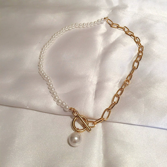 Women's Pearl Necklace With Geometric Design And Woolen Chain Retro And Elegant