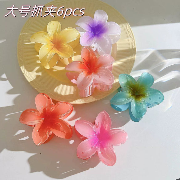 Women's Plastic Resin Hairpin Set With Flower Shape And Injection Molding Process Color Spray Painted