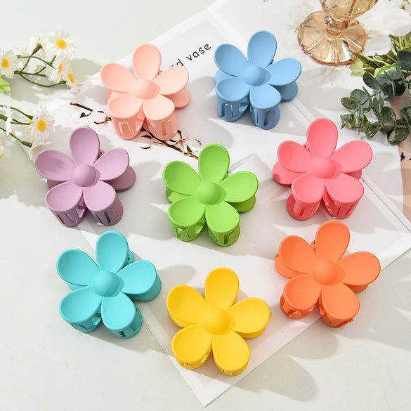 Women's Plastic Resin Handmade Flower Grab Clip Hair Accessories