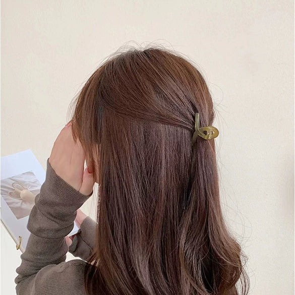 Women's Plastic Resin Handmade Grab Clip Hair Headwear