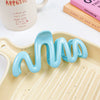 Women's Plastic Resin Handmade Wave Geometric Hair Accessories Grab Clip