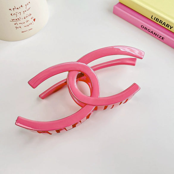 Women's Plastic Resin Handmade Wave Geometric Hair Accessories Grab Clip