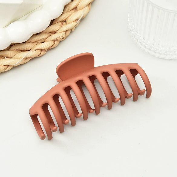 Women's Plastic Resin Shark Clip Handmade Simple Hairpin Hair Accessories