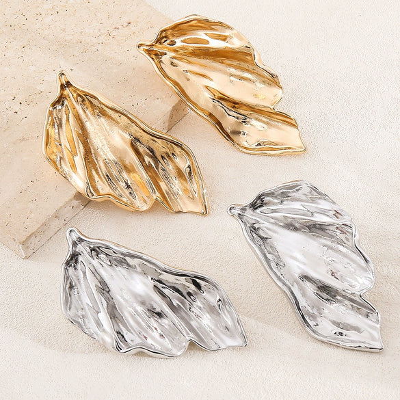 Women's Punk Fashion Elegant Metallic Geometric Ginkgo Leaf Electroplated Earrings