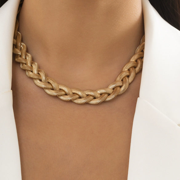 Women's Punk Style Iron Snake Bone Chain Geometric Clavicle Necklace